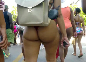 big ass latina working the streets of miami